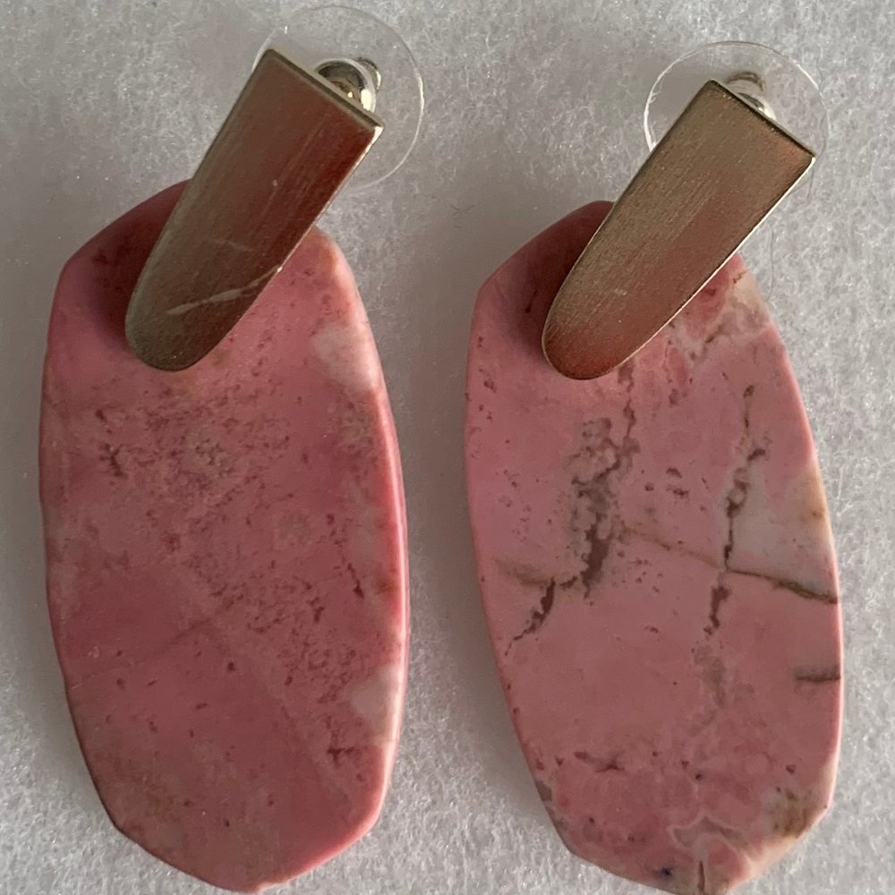 Kendra Scott earrings